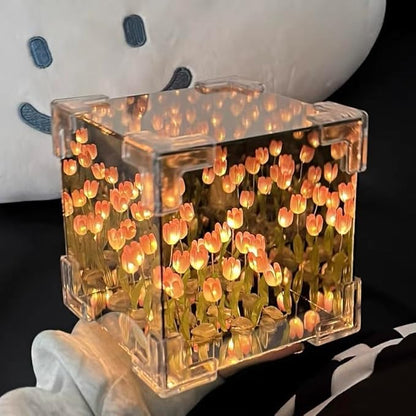 Cube Tulip Lamp